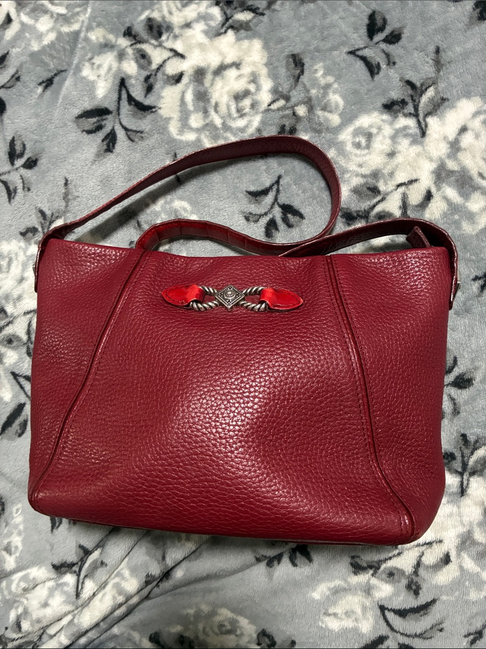 Brighton Red pebbled Shoulder Bag